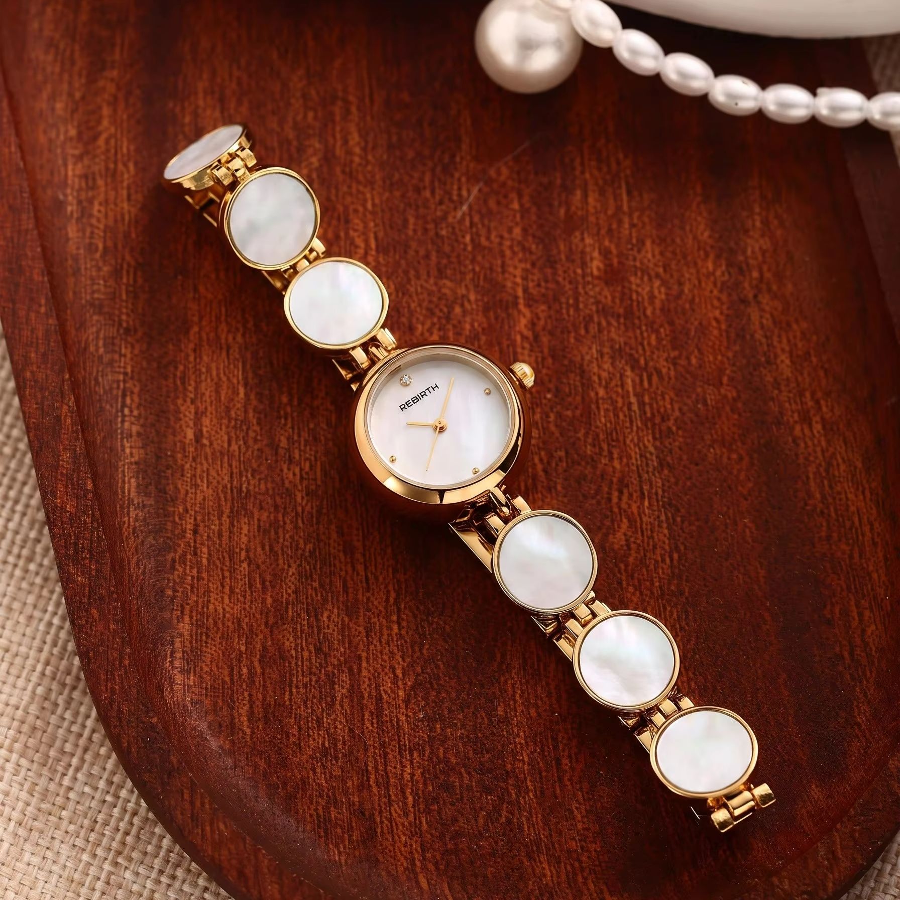 Jewelry Style Watches - 라이트 럭셔리 네잎 클로버 다이아몬드 장식