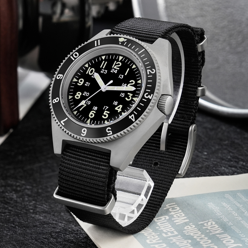 Watchdives WD1972 쿼츠 시계 사파이어 빛 - Jewelry And Watches Box 리뷰 및 가격